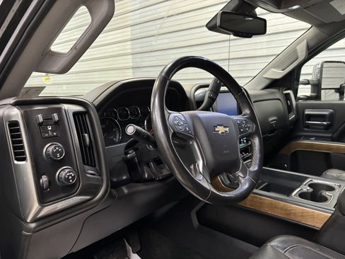 Used 2016 Chevrolet Silverado 3500 LTZ w/ Duramax Plus Package image 10