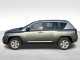 Used 2014 Jeep Compass Latitude image 3