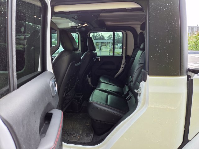 Used 2022 Jeep Gladiator Rubicon w/ Cold Weather Group AWD/4WD image 18