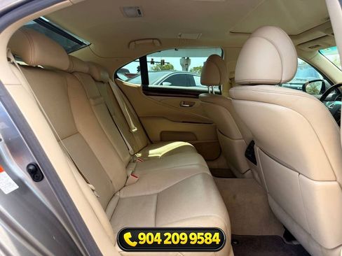 Used 2016 Lexus LS 460 w/ Comfort Package RWD image 22