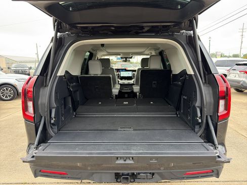 Used 2025 Ford Expedition Active AWD/4WD image 29