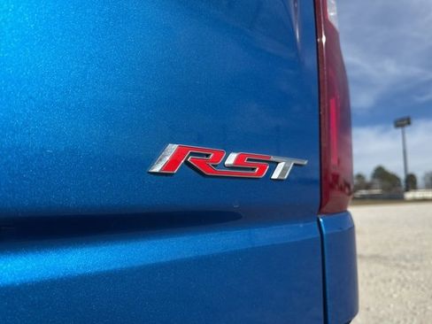 Used 2022 Chevrolet Silverado 1500 RST image 16