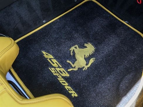 Used 2013 Ferrari 458 Spider RWD image 42