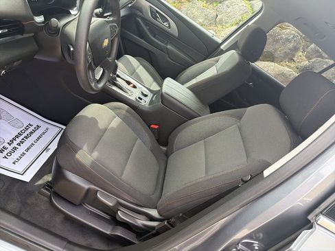 Used 2019 Chevrolet Traverse LS AWD/4WD image 15