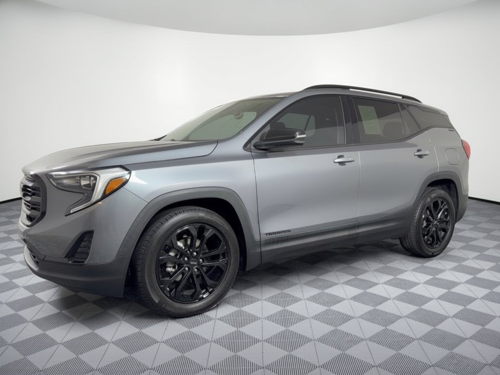 Used 2020 GMC Terrain SLE w/ Driver Convenience Package FWD image 2