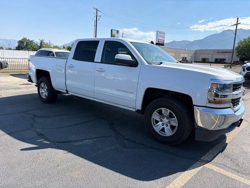 Used 2017 Chevrolet Silverado 1500 LT w/ All Star Edition AWD/4WD image 3