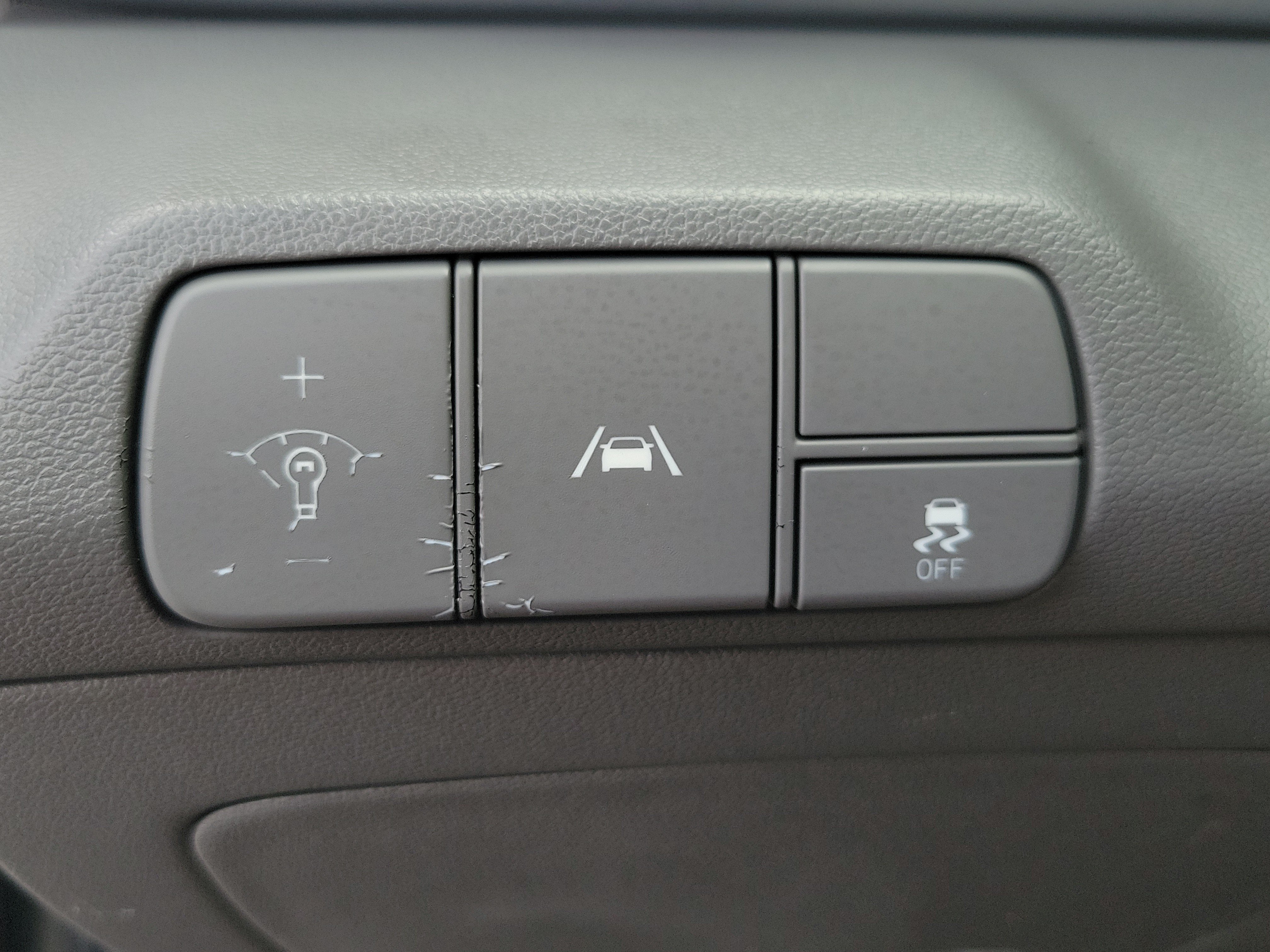 Used 2023 Hyundai Elantra SEL FWD image 15