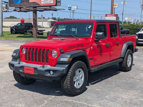 Used 2020 Jeep Gladiator Sport w/ Quick Order Package 24S AWD/4WD image 3