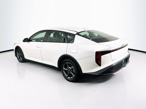 Used 2025 Kia K4 FWD image 5