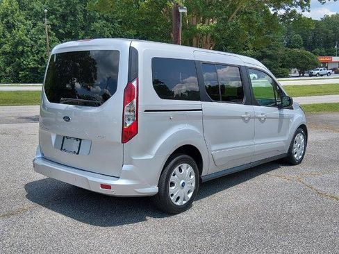 Certified 2022 Ford Transit Connect XLT FWD image 4