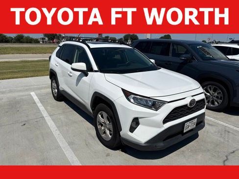 Used 2019 Toyota RAV4 XLE w/ Convenience Package AWD/4WD image 1