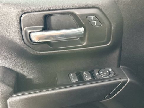 Used 2023 Chevrolet Silverado 1500 Custom w/ LPO, Dark Essentials Package AWD/4WD image 18