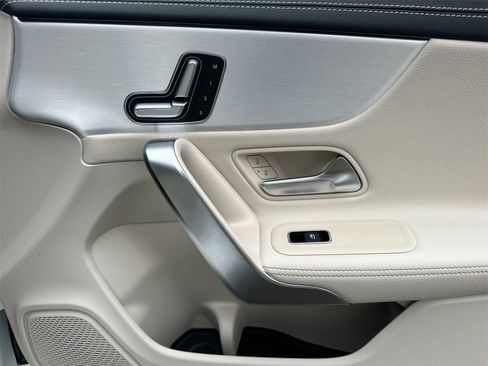 New 2025 Mercedes-Benz CLA 250 image 18
