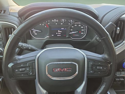 Used 2020 GMC Sierra 1500 SLT RWD image 4