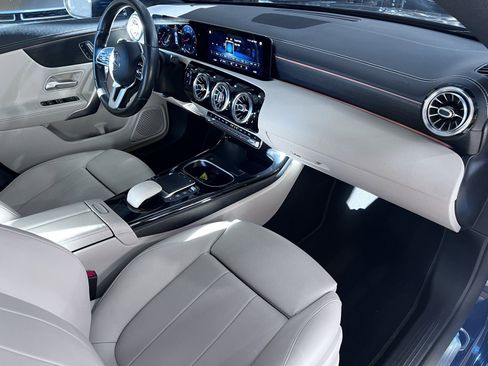 Used 2021 Mercedes-Benz CLA 250 image 15