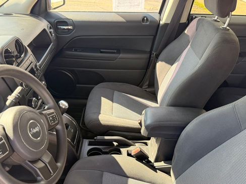 Used 2016 Jeep Patriot Sport w/ Power Value Group AWD/4WD image 11