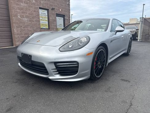 Used 2016 Porsche Panamera GTS w/ Premium Package AWD/4WD image 4