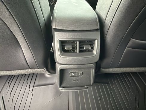 New 2026 Chevrolet Equinox EV RS image 24