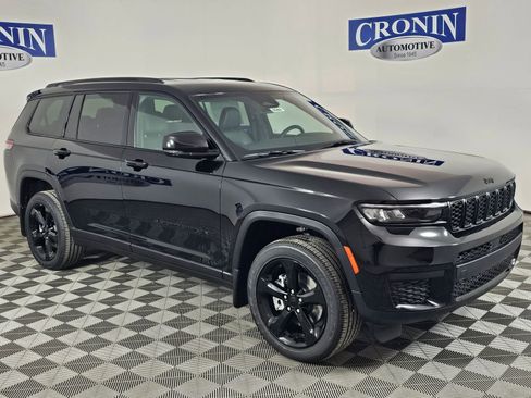 New 2025 Jeep Grand Cherokee L Laredo AWD/4WD image 7