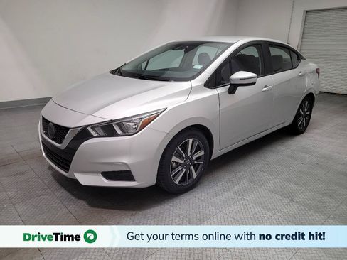 Used 2021 Nissan Versa SV FWD image 1