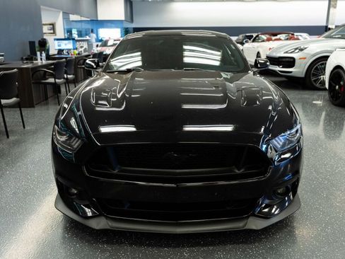 Used 2017 Ford Mustang GT Premium w/ GT Performance Package image 2