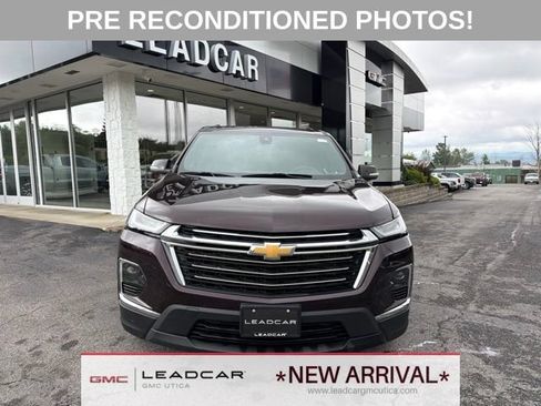 Used 2023 Chevrolet Traverse LT AWD/4WD image 8