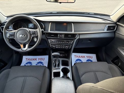 Used 2018 Kia Optima LX w/ 17" Alloy Wheels Package image 21