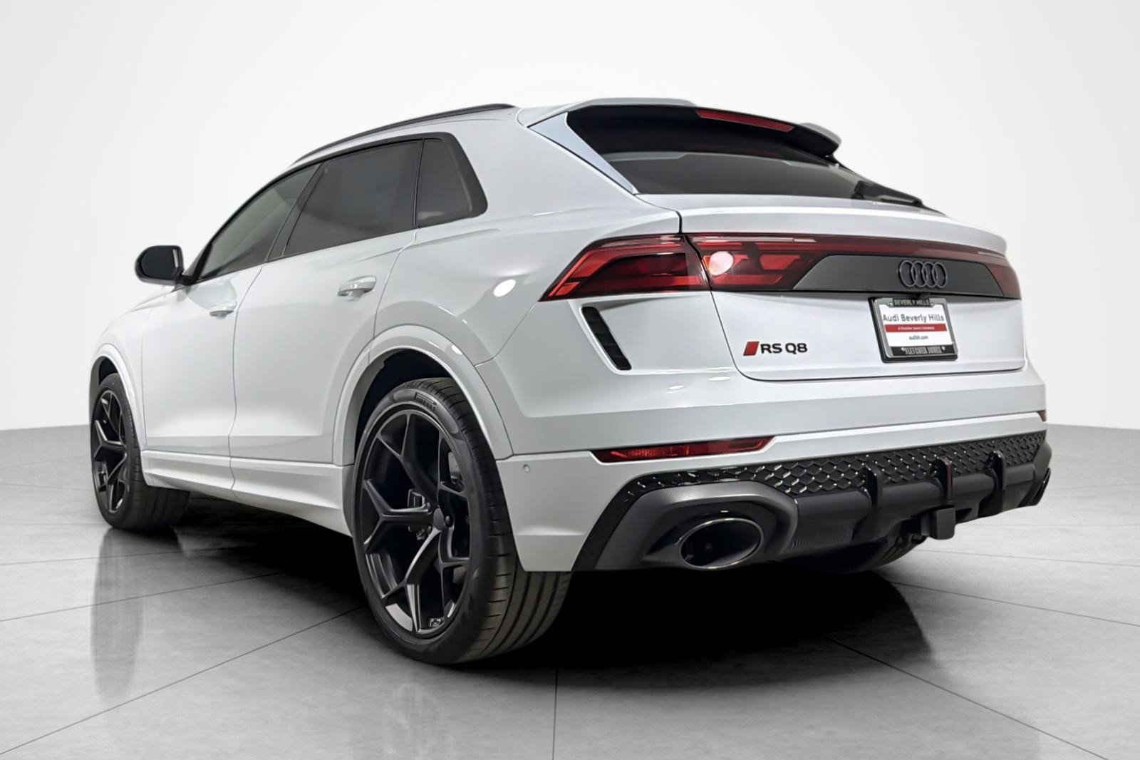 New 2026 Audi RS Q8 performance AWD/4WD image 4