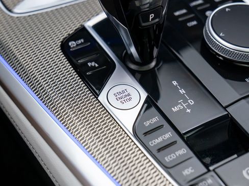 Used 2023 BMW X5 xDrive40i w/ M Sport Package image 21