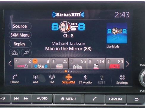 Used 2025 Nissan Rogue SV FWD image 18