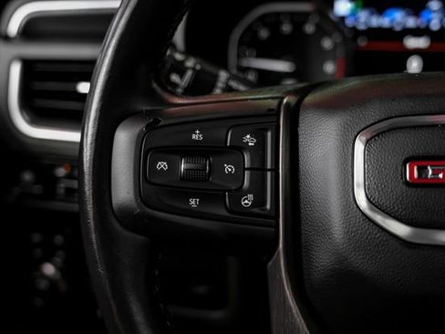 Used 2021 GMC Yukon AT4 w/ AT4 Premium Package AWD/4WD image 16