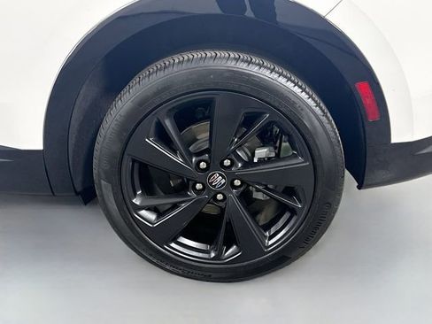 Used 2025 Buick Envision Sport Touring image 32