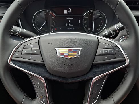 Used 2025 Cadillac XT5 Premium Luxury w/ LPO, Floor Liner Package AWD/4WD image 20