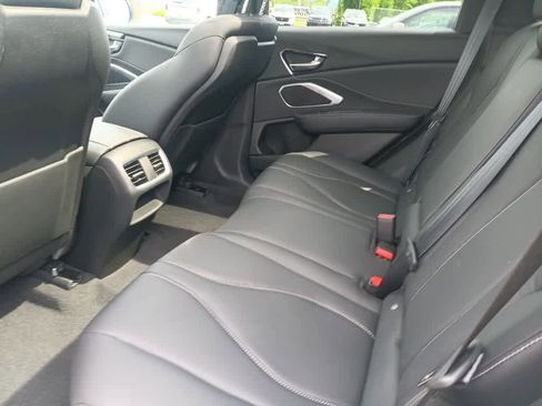 Used 2026 Acura RDX SH-AWD image 18