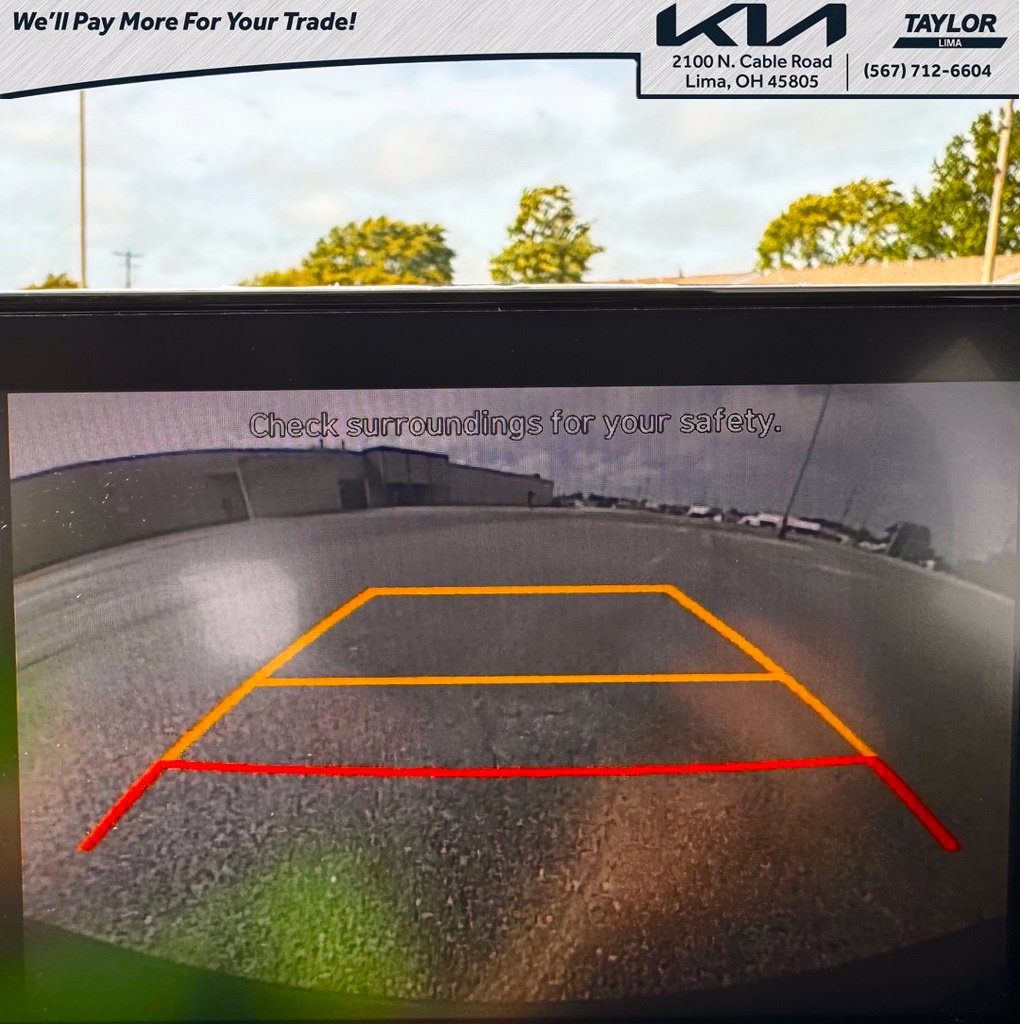 Used 2025 Hyundai Venue SEL FWD image 5