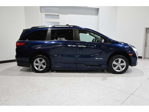 Used 2019 Honda Odyssey EX-L image 5