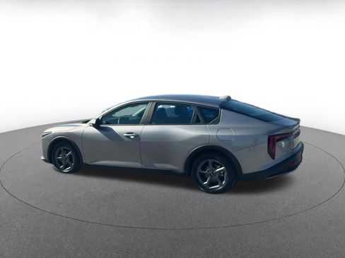 Used 2025 Kia K4 LXS image 10