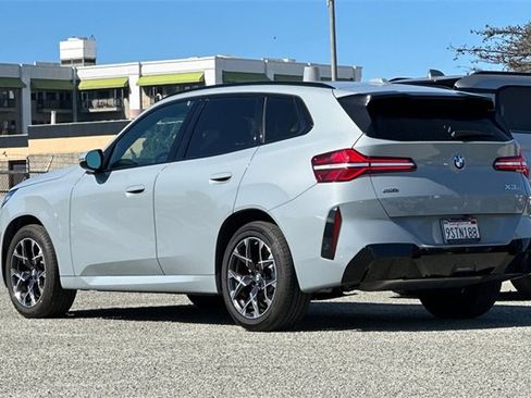 Used 2025 BMW X3 xDrive30i w/ Premium Package image 6