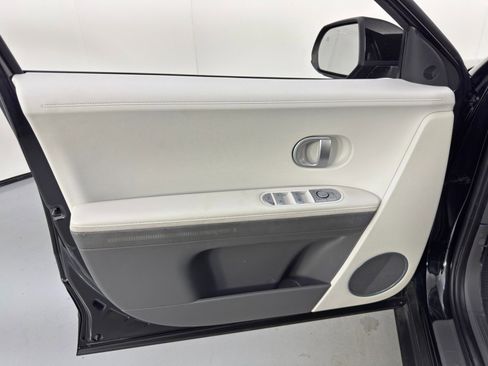 Used 2023 Hyundai Ioniq 5 SEL image 39