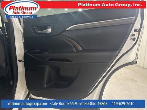 Used 2018 Toyota Highlander Limited image 49