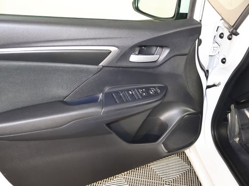 Used 2019 Honda Fit LX image 35