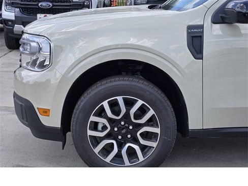Used 2024 Ford Maverick Lariat w/ 4K Tow Package image 8