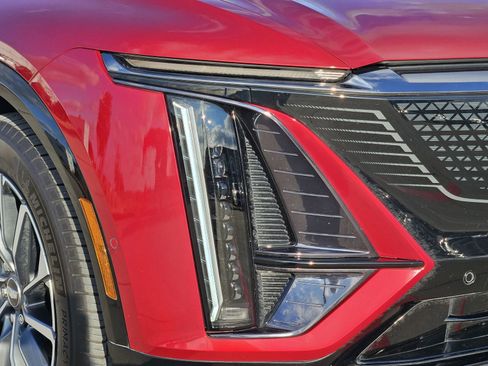 Used 2024 Cadillac Lyriq Sport w/ Nappa Leather Package image 9