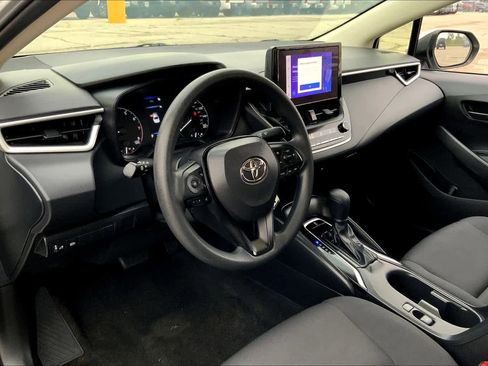 Used 2023 Toyota Corolla LE FWD image 17