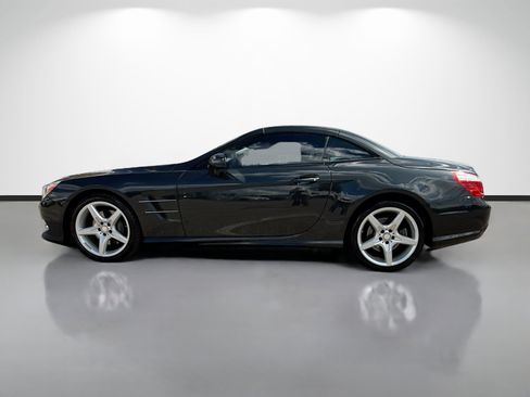 Used 2016 Mercedes-Benz SL 550 w/ Sport Wheel Package image 6