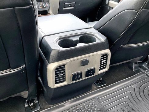 Used 2020 Ford F150 Lariat image 25