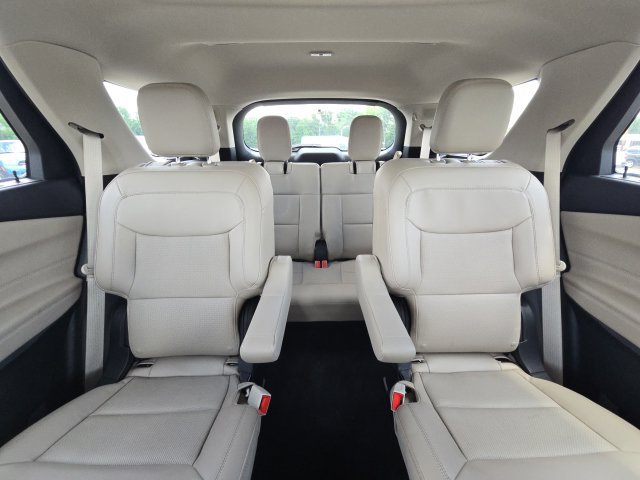 Certified 2023 Ford Explorer Limited w/ Limited Technology Package RWD image 22