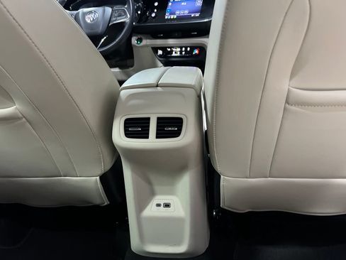 Used 2023 Buick Envision Preferred FWD image 12
