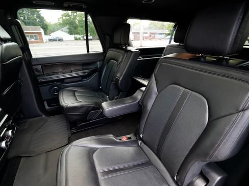 Used 2021 Ford Expedition Max Limited AWD/4WD image 30