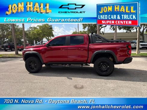 Used 2025 Chevrolet Colorado ZR2 w/ Midnight Edition AWD/4WD image 5